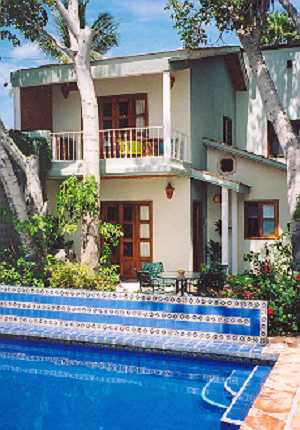 Casa Dos Palmas Luxurious On-The-Beach Villa